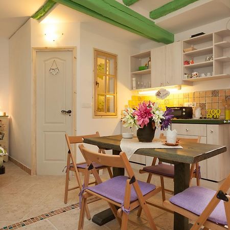 Studio With Garden In Rovinj Zewnętrze zdjęcie