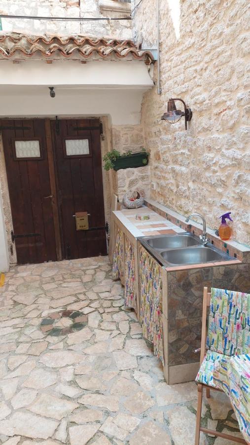 Studio With Garden In Rovinj Zewnętrze zdjęcie